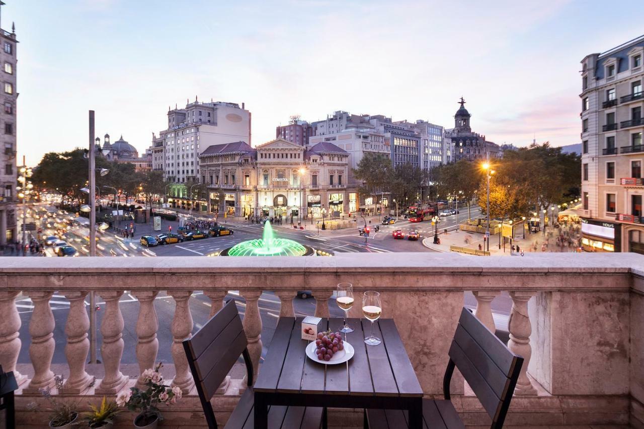 Uma Suites Passeig De Gracia 16 Barcelona Eksteriør bilde
